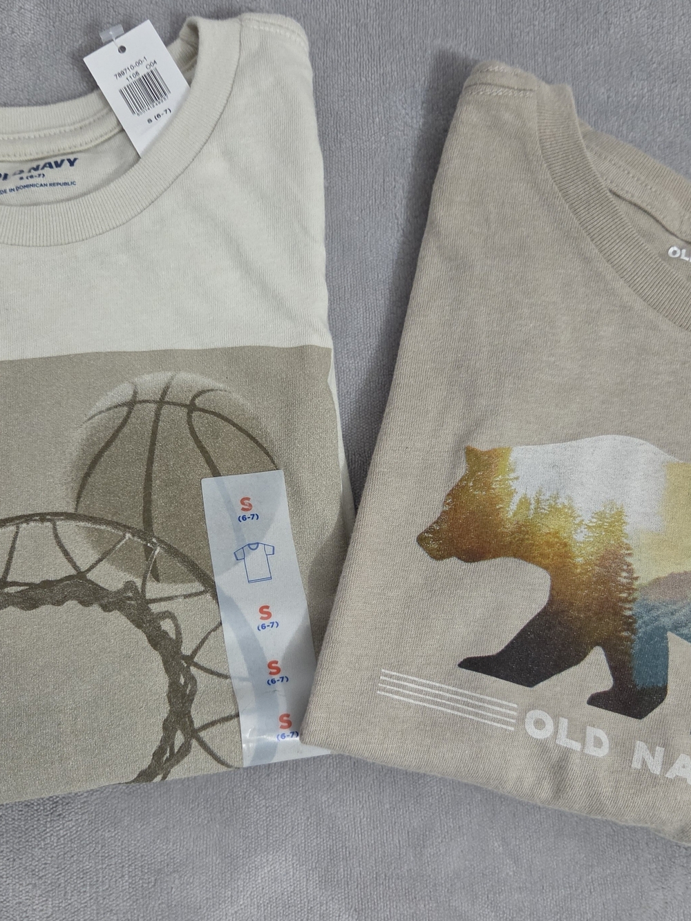 Old Navy Beige Graphic Short-Sleeve Tee with Bear Print